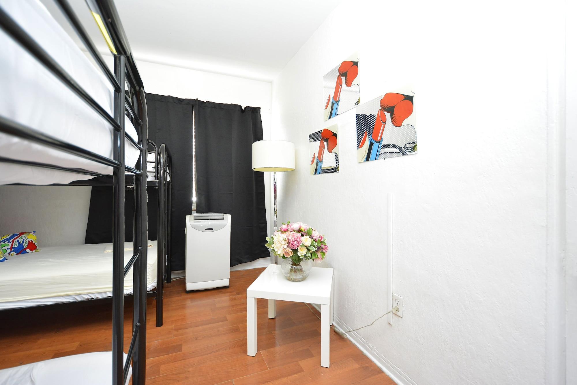 South And Albergue