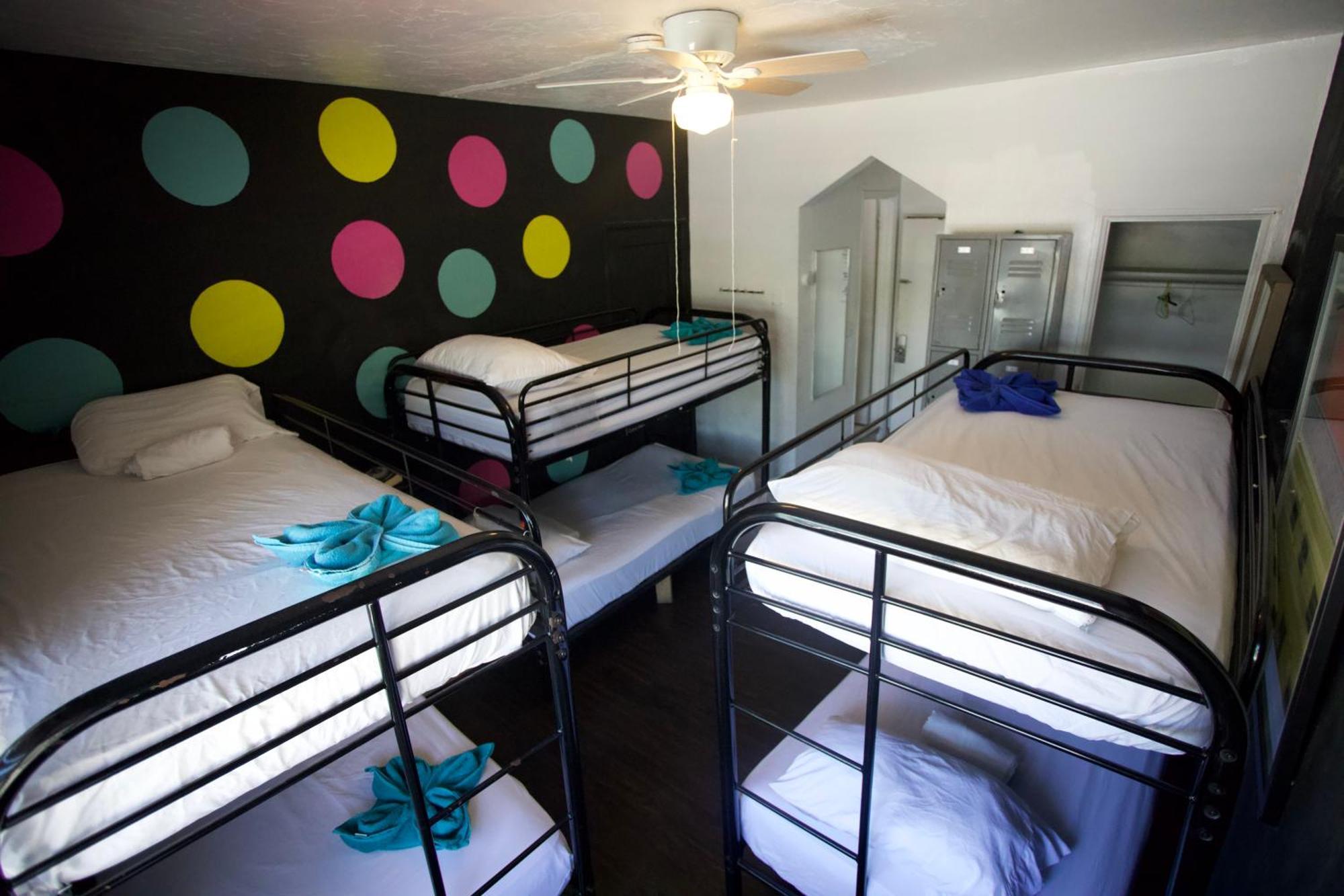 Albergue South And