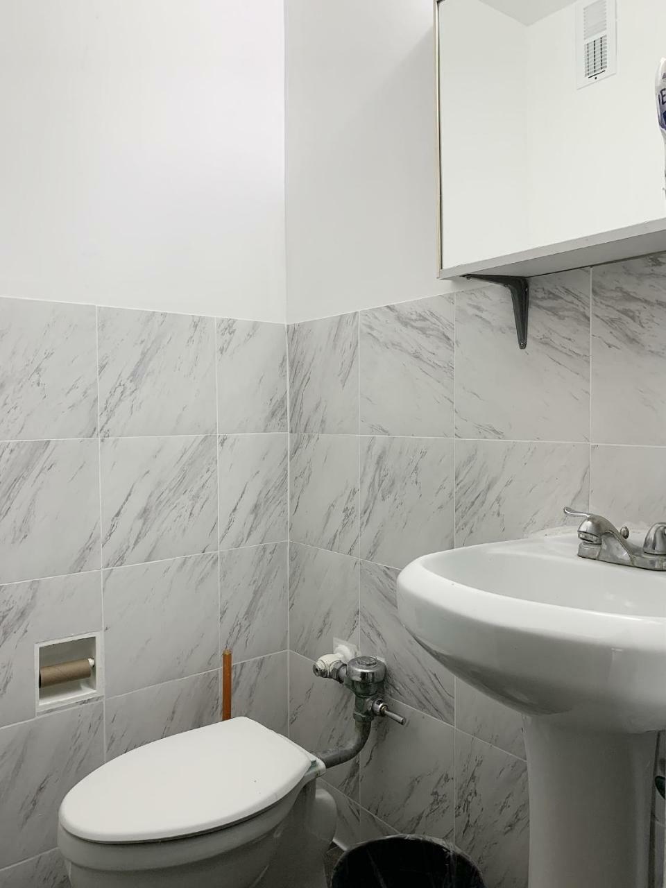 Albergue South And *